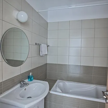 Orestiada Apartamento Protaras